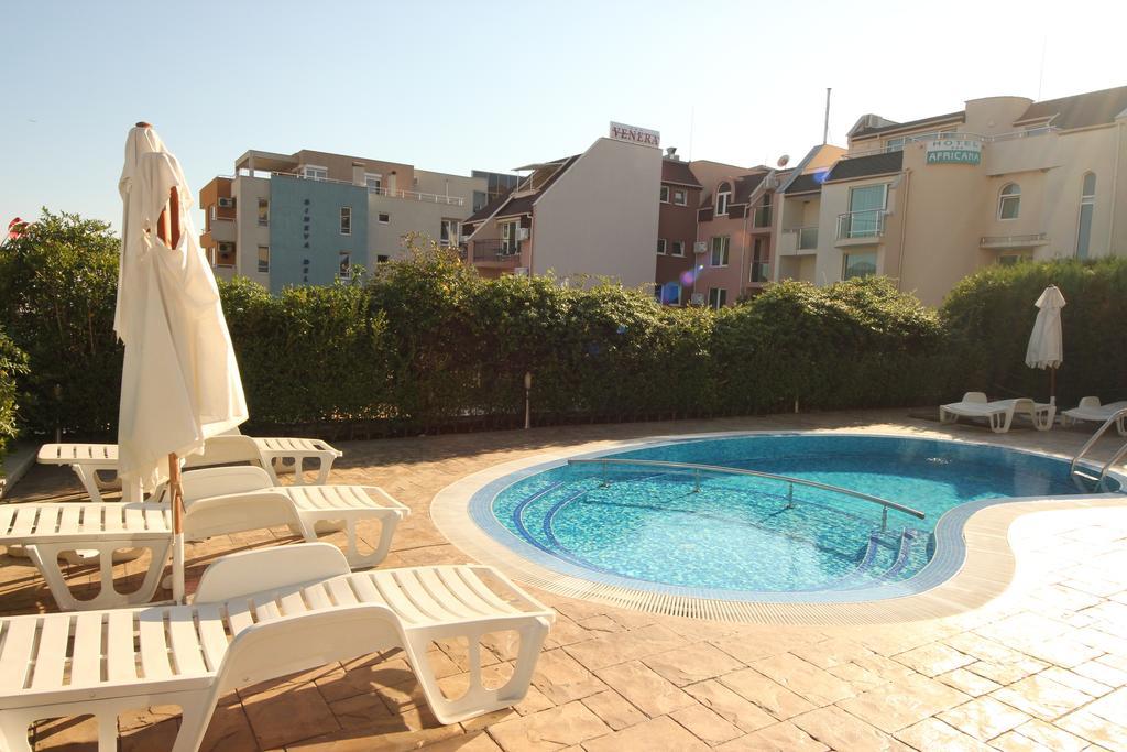 Menada Belle View Apartments Sveti Vlas Esterno foto