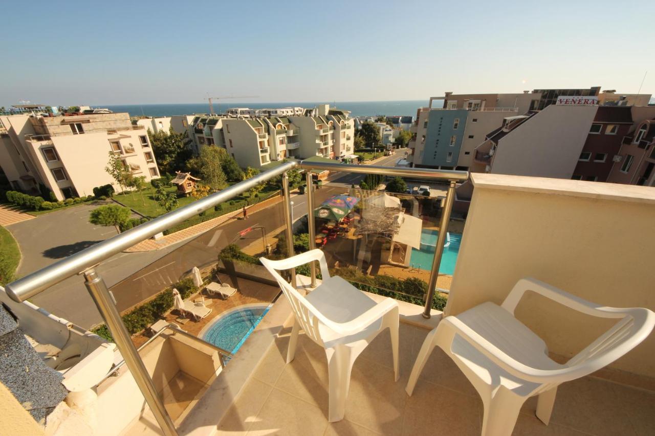 Menada Belle View Apartments Sveti Vlas Esterno foto